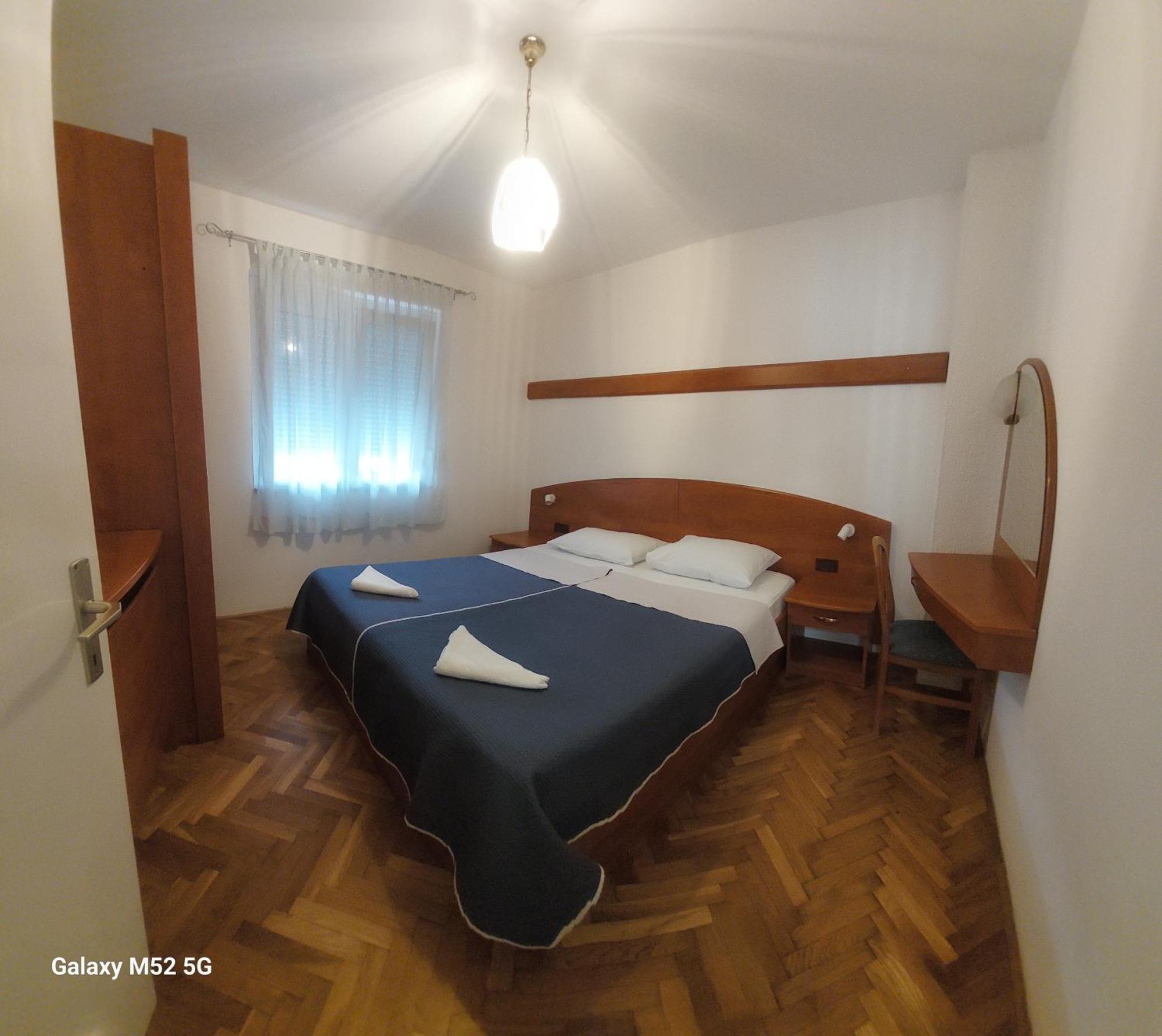 Apartmani Lana Rab Kampor エクステリア 写真