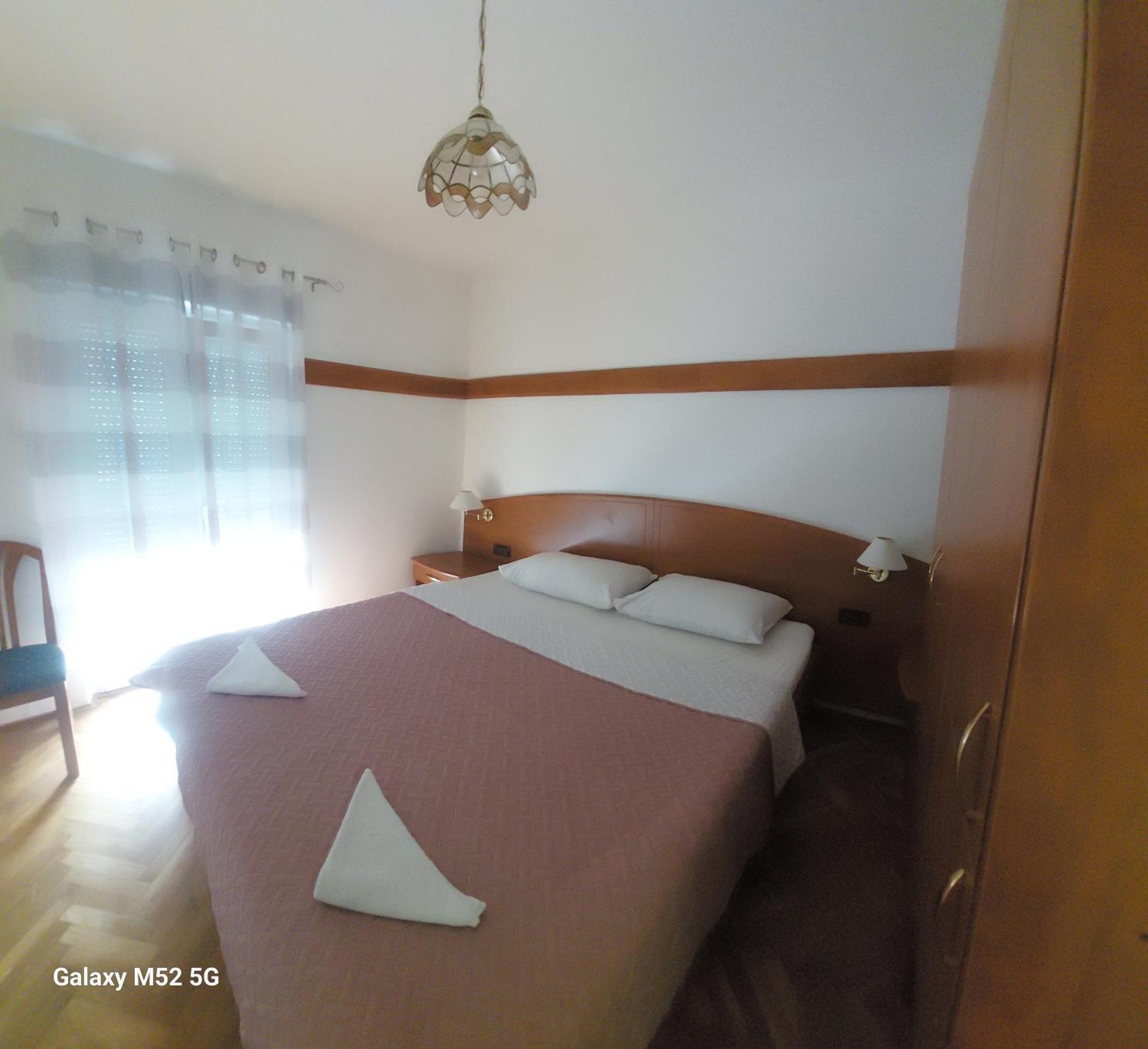 Apartmani Lana Rab Kampor エクステリア 写真